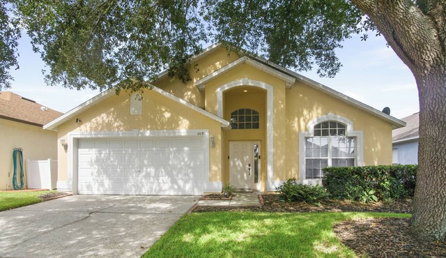 Spacious 4BRFamily Retreat-Pool Minutes to Disney