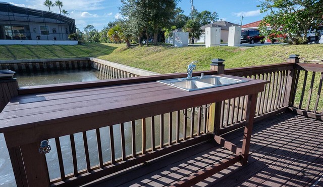 Spacious 5-bedroom pool house on Palm Coast canal, just minutes from the beach. in Palm Coast