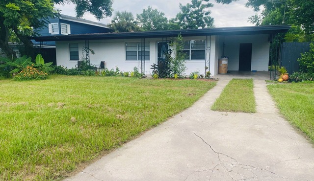 Spacious 5-bedroom house in welcoming Winter Park