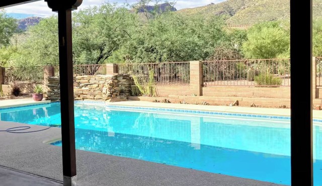 Spacious Attached Studio in Bear Canyon Home on Quiet 4 Acres in Tucson