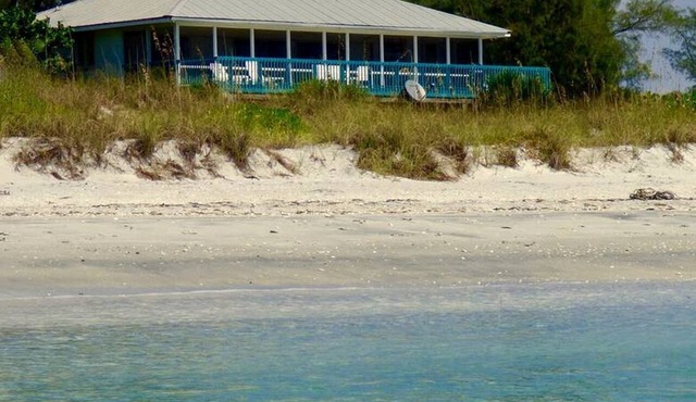 Spacious Beachfront House with Panoramic Gulf Views on Little Gasparilla Island, Florida in Placida