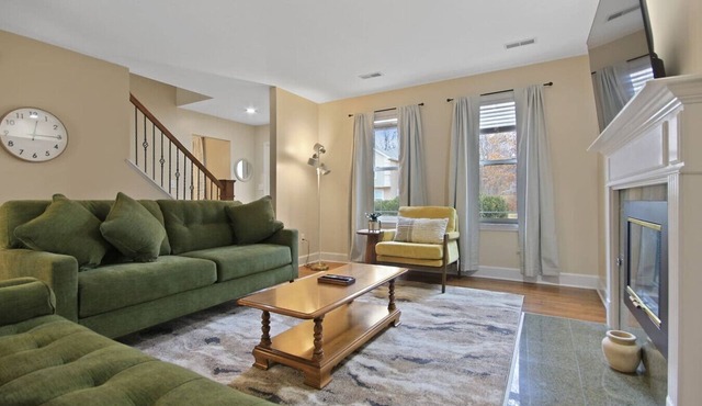 Spacious & Cozy Southside in Columbia
