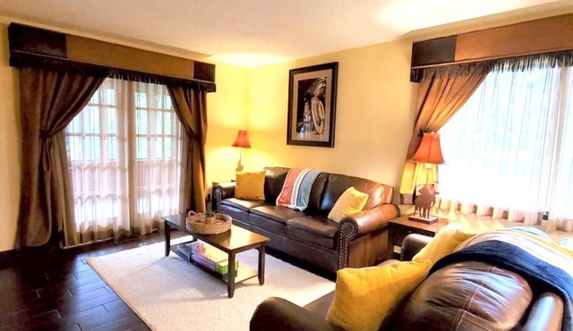 Spacious River Ranch Private COTTAGE with private porch! 401