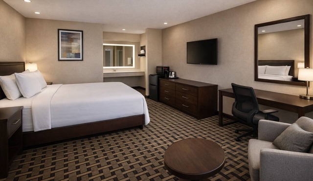 Springplace Inn & Suites
