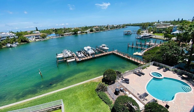 St Pete Beach Penthouse Beach & Intercoastal Views