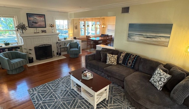St Pete Historic Old NE Walkable Paradise - 2 bonus rooms!