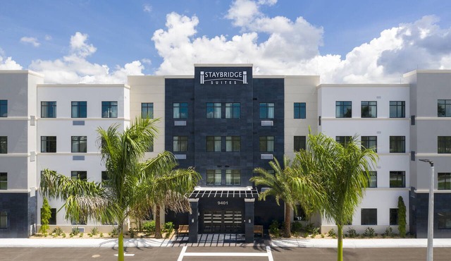 Staybridge Suites Naples – Marco Island by IHG in Naples