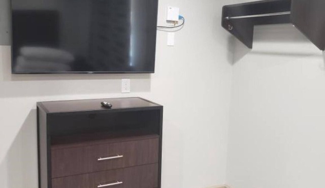 Studio, 1 King Bed, Kitchen - Non-Smoking