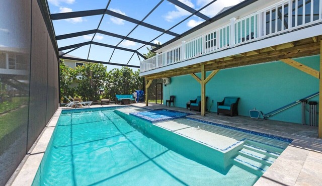 Studio apartment across from the beach