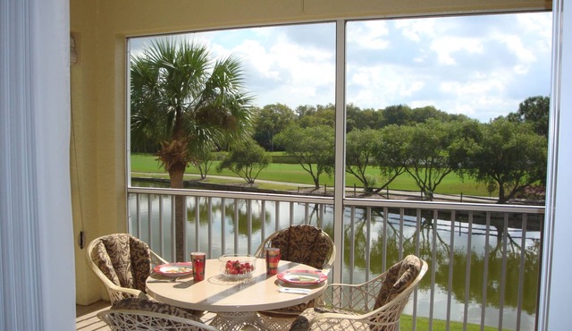 Stunning New Townhome Listing 3 Bdrm/2 Bath in Venice