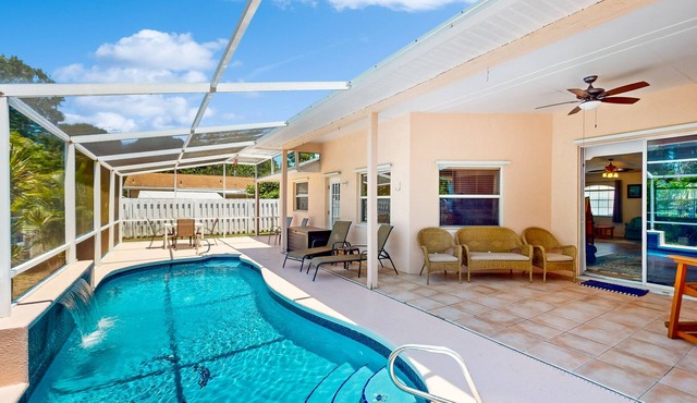 Stunning Sebastian Stay — Near Beach with Private Pool & BBQ Grill! 🌺