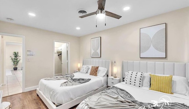 Stylish 2BR unit Ft Lauderdale Pool close to Beach