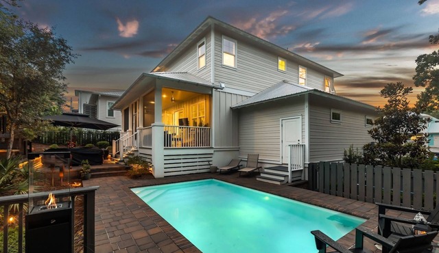 Stylish 30A Retreat w/LSV and Pool
