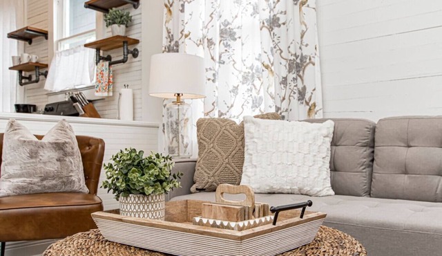 Stylish Downtown Home Near LSU & River Center