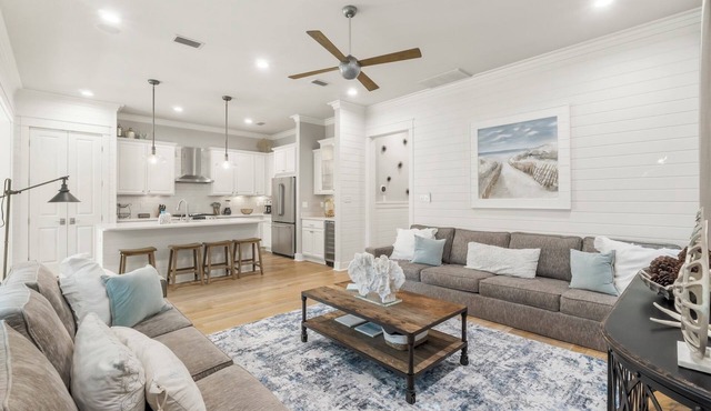 Summer Rates Reduced! Gated Community with Resort-Style Amenities! 3 Adult Bikes! Beach Boardwalk!