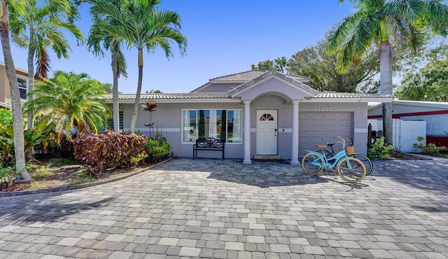 Summer time at the Blue Wave Beach Home!