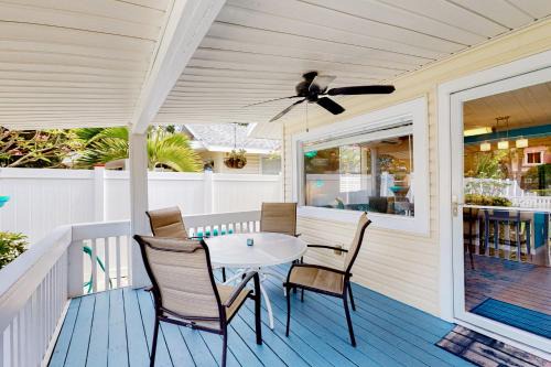Sunset Beach Cottage 1