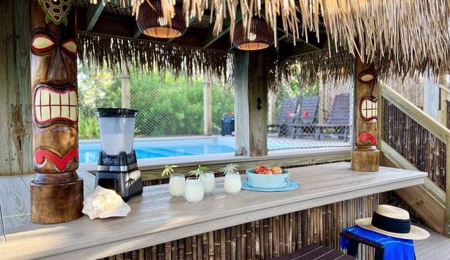 Swim-up Tiki Bar, Pool, Hot Tub, Elevator, 4 Decks