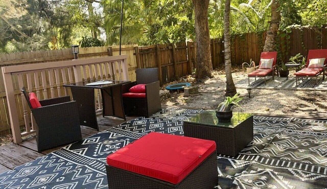 The Coconut Grove Hideaway