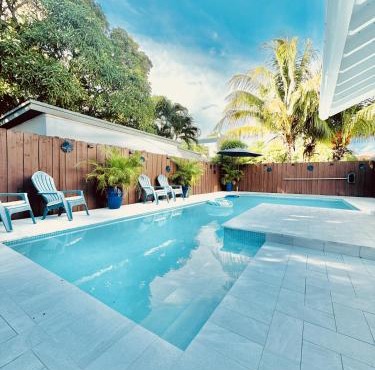 The Miami Grove Oasis