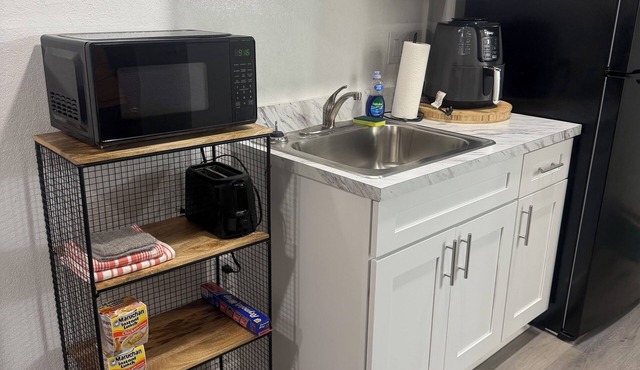 The Nestled Nook Studio Apartment in Bartow