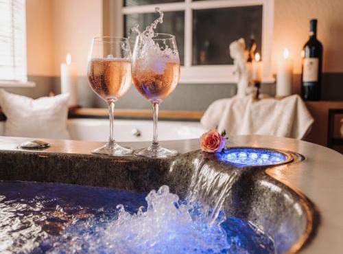 The Perfumers House Hot Tub Near St Pete Beach
