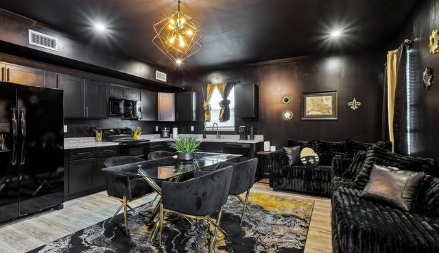 The Who Dat House – Luxury 5BR Saints Retreat
