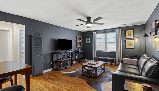 This apartment is a 2 bedroom(s), 1 bathrooms, located in Frankfort, KY. in Frankfort