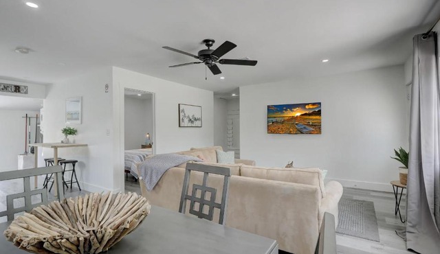 Three Rental Units In This Bonita Springs Compound