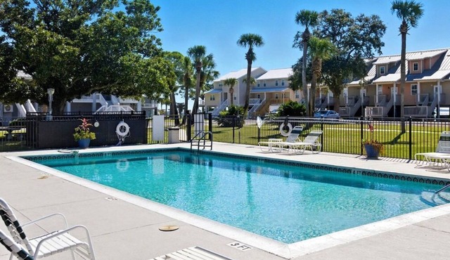 Tide Creek Retreat - Unit F1