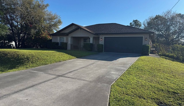 Tranquil 1-bedroom house with AC in Lehigh Acres in Lehigh Acres