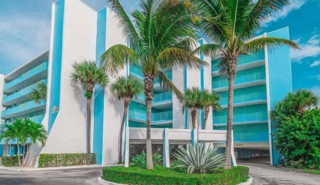 Turtle Reef Club - 2BR in Jensen Beach