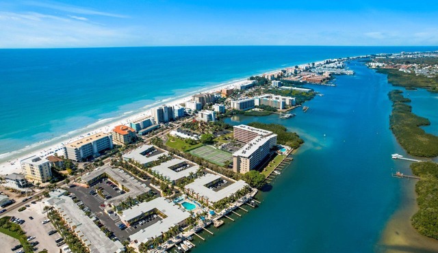 Two Bedroom ground floor condo on the intercoastal across from the beach