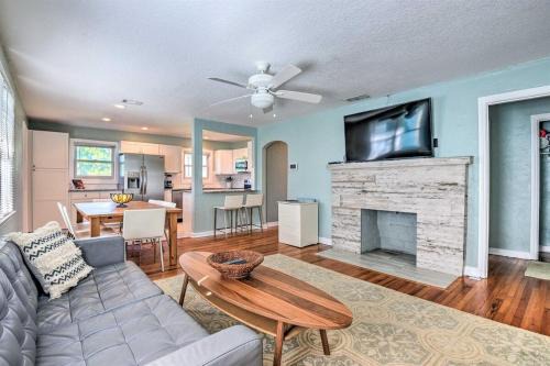 Updated Home Steps to Daytona Beach in Daytona Beach