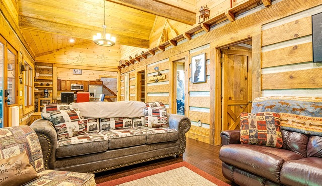 Upscale cabin with secluded setting - fireplaces, central AC & huge front porch in Cherry Log
