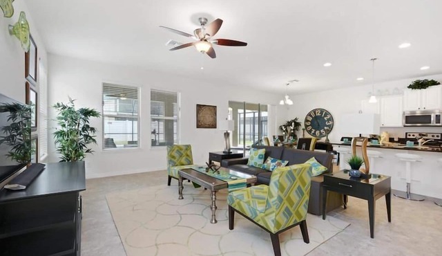 VALUE! Princess Room! Pool & Spa! Resort Near Disney! 1339
