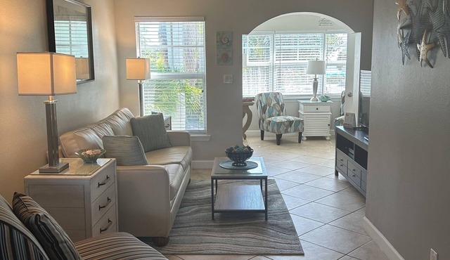 Very clean condo w/great rates - Steps from the beach and Gulf Views