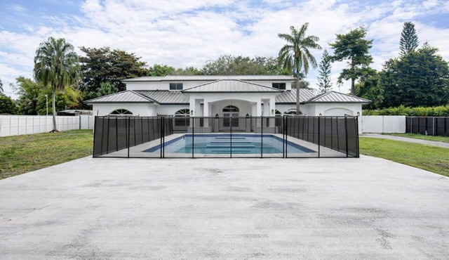 Villa Blanca Serenity