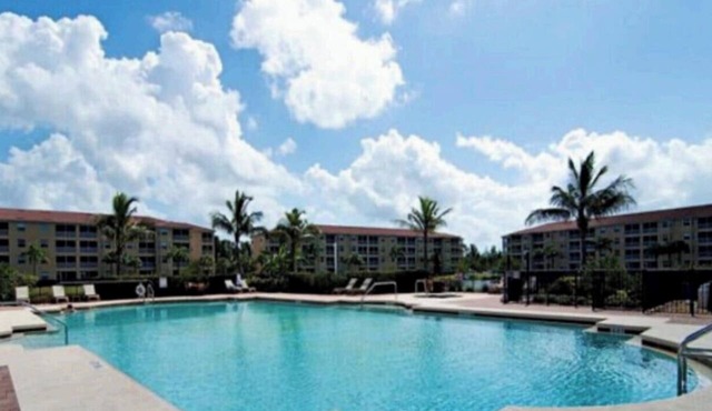 Wake Up to Sunshine in This Beautiful 2bed/2Bath Southwest Florida Condo!