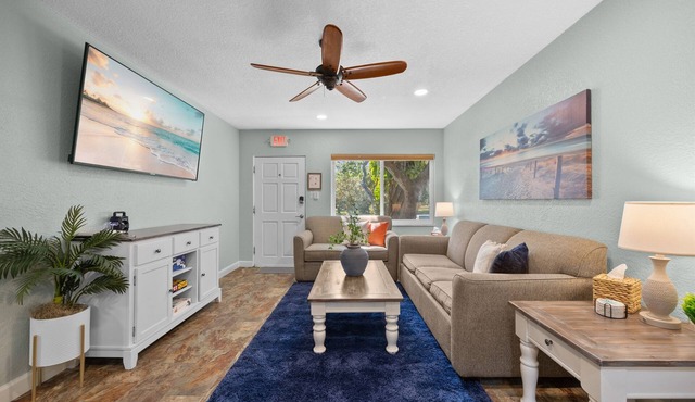 Walk 2 Beach|3BR Retreat|Firepit|Pet Friendly