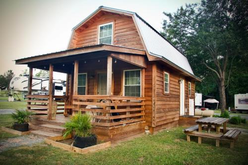 Wanee Lake Golf & RV Resort in Ashburn
