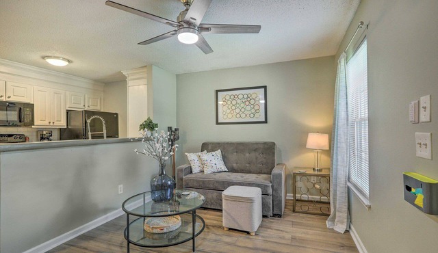 War Eagle Weekends Start Here – Stylish Auburn Condo in Auburn