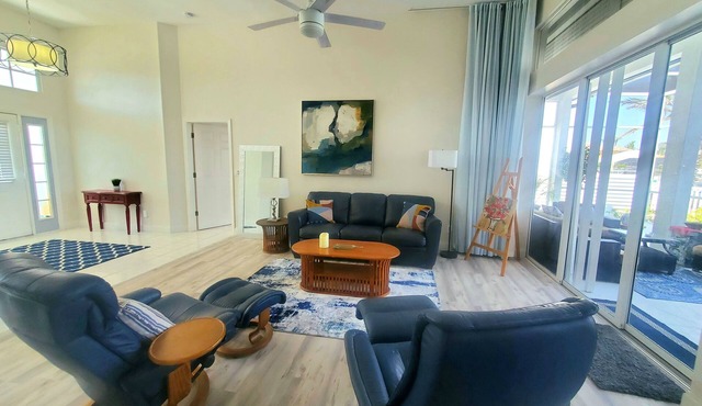 Waterfront Home with Swimming Pool - Walk to the Beach! in Naples