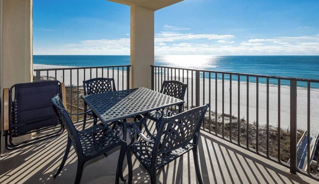 *WEEKLY SPECIALS!* * Phoenix IV 1BR! 6th floor!