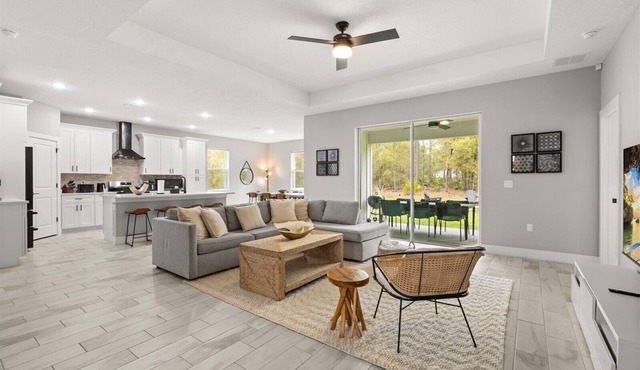 Whispering Hooves - 4BR Near WEC - Sleeps 12 - Pets Welcome - New Construction