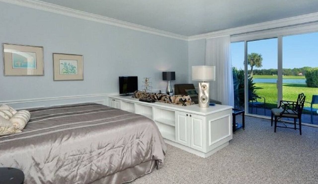 Windsor Lodge Unit 3, Pool Access close to beaches