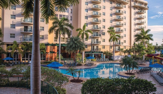 Wyndham Palm-Aire - Truly Luxurious Pompano Beach Getaway