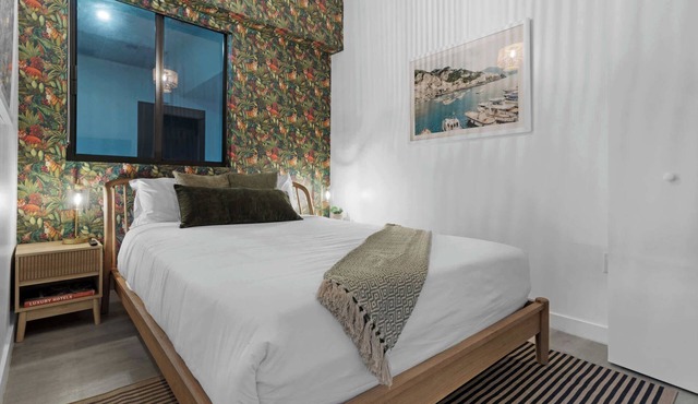 Wynwood Condo with Rooftop Pool