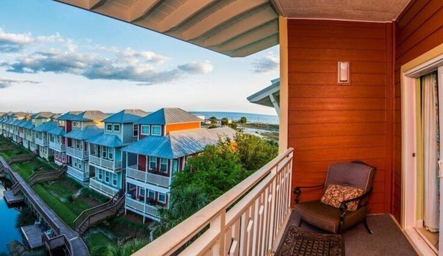 You Deserve a Sea View! 2/2 in Waterside Village with amazing views!