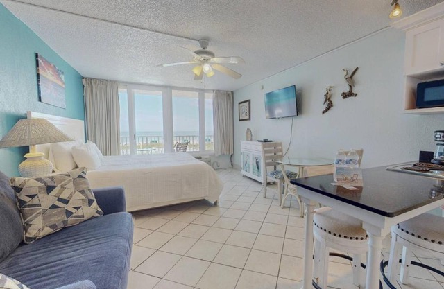 216 - Island Inn